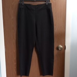 [22] Classic Black Women's Pants